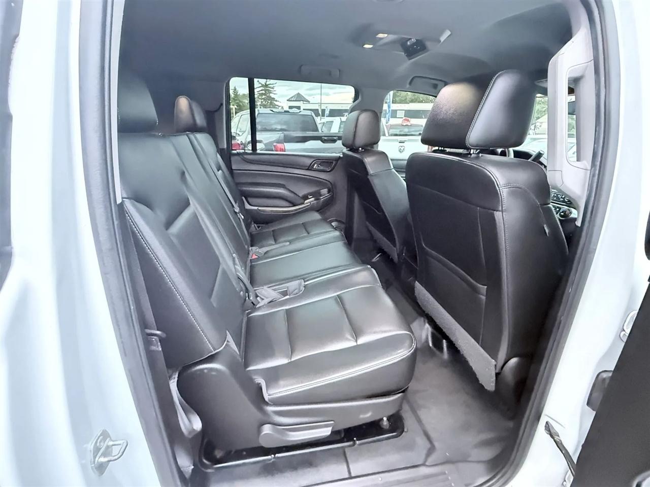 Chevrolet Suburban 2WD 4dr 1500 Commercial 2016