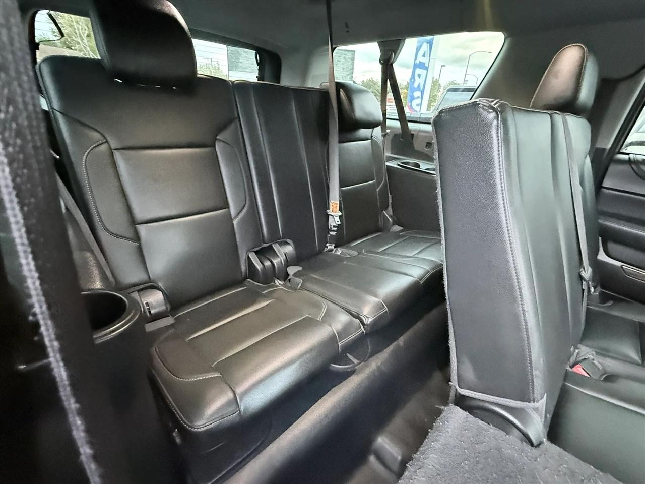 Chevrolet Suburban 2WD 4dr 1500 Commercial 2016