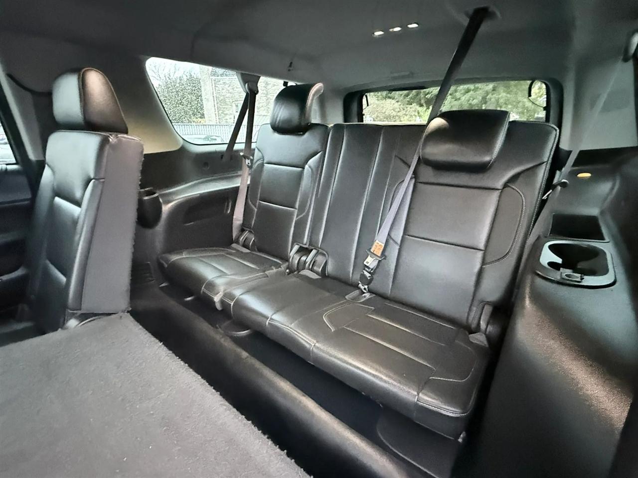Chevrolet Suburban 2WD 4dr 1500 Commercial 2016
