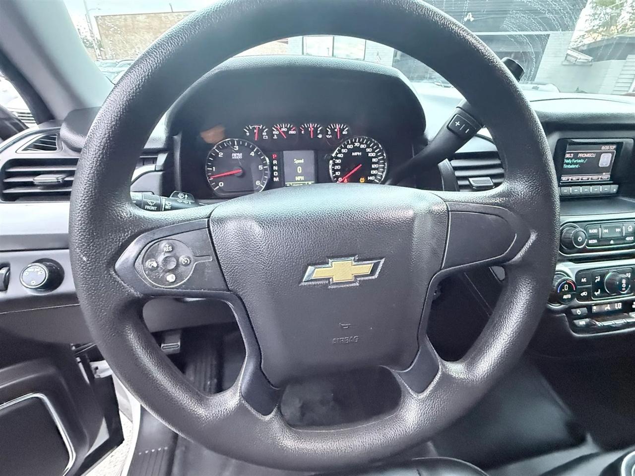 Chevrolet Suburban 2WD 4dr 1500 Commercial 2016