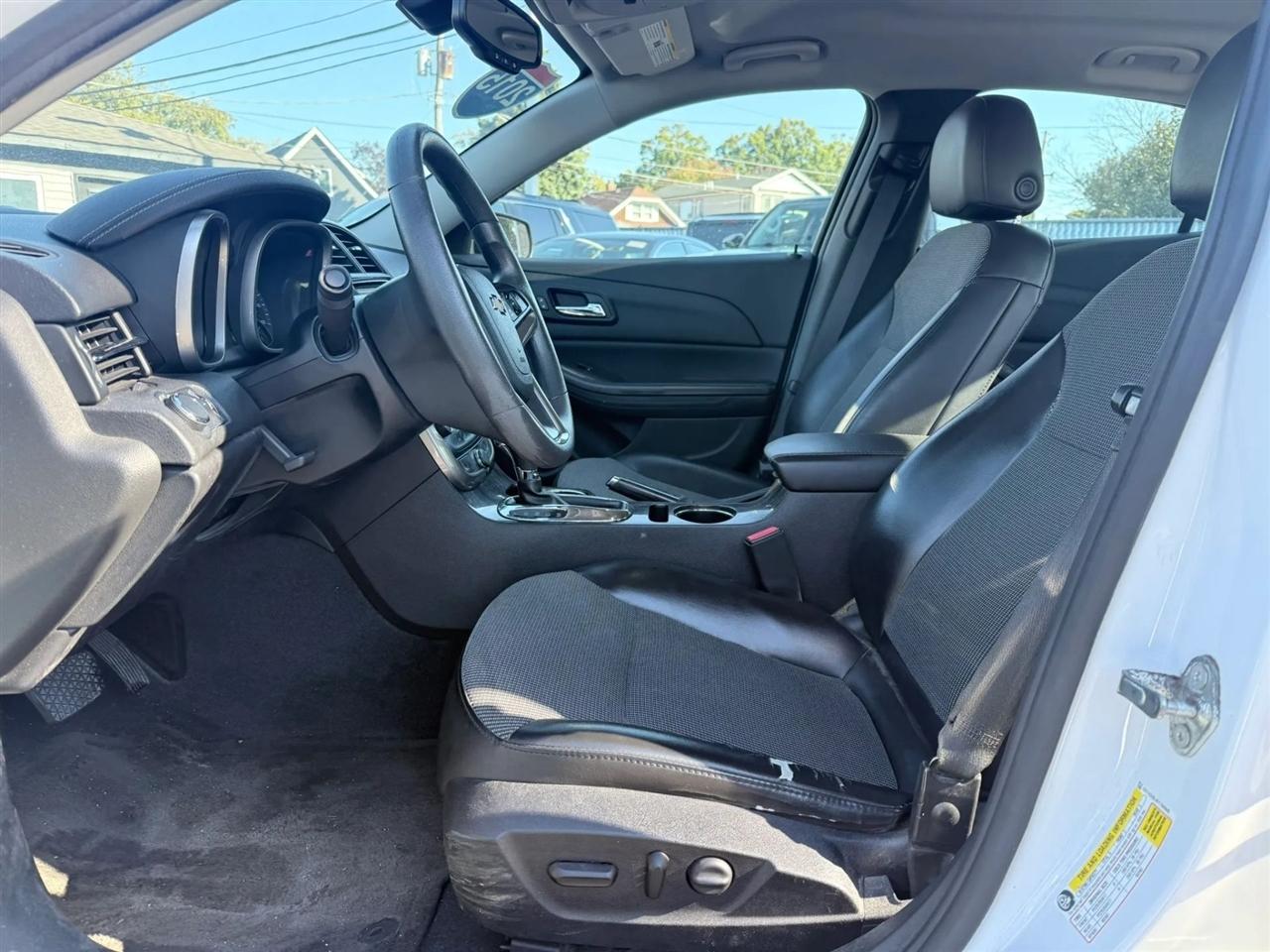 Chevrolet Malibu 4dr Sdn LT w/1LT 2015
