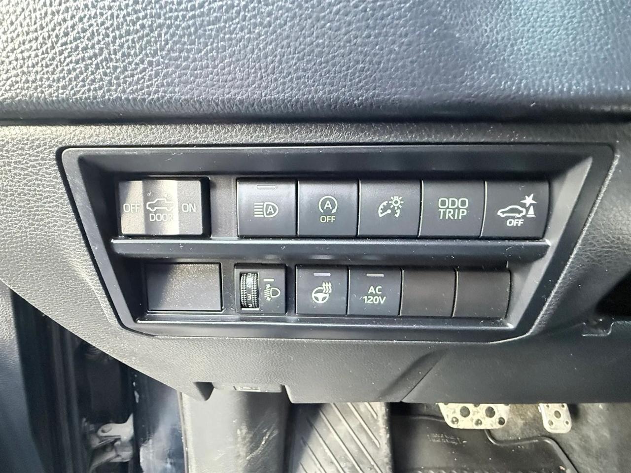 Toyota Tundra 4WD SR5 Double Cab 6.5' Bed (Natl) 2023