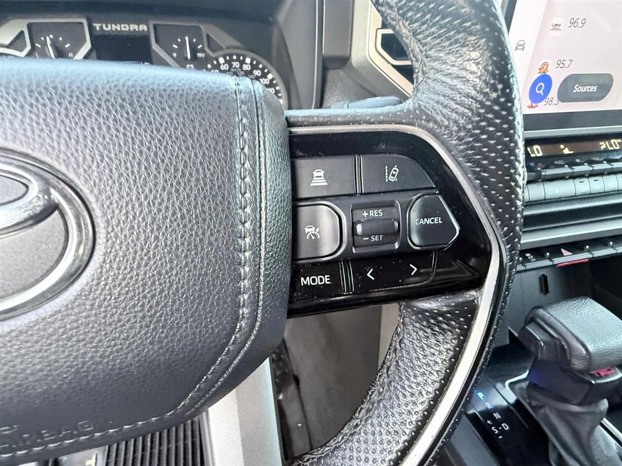 Toyota Tundra 4WD SR5 Double Cab 6.5' Bed (Natl) 2023
