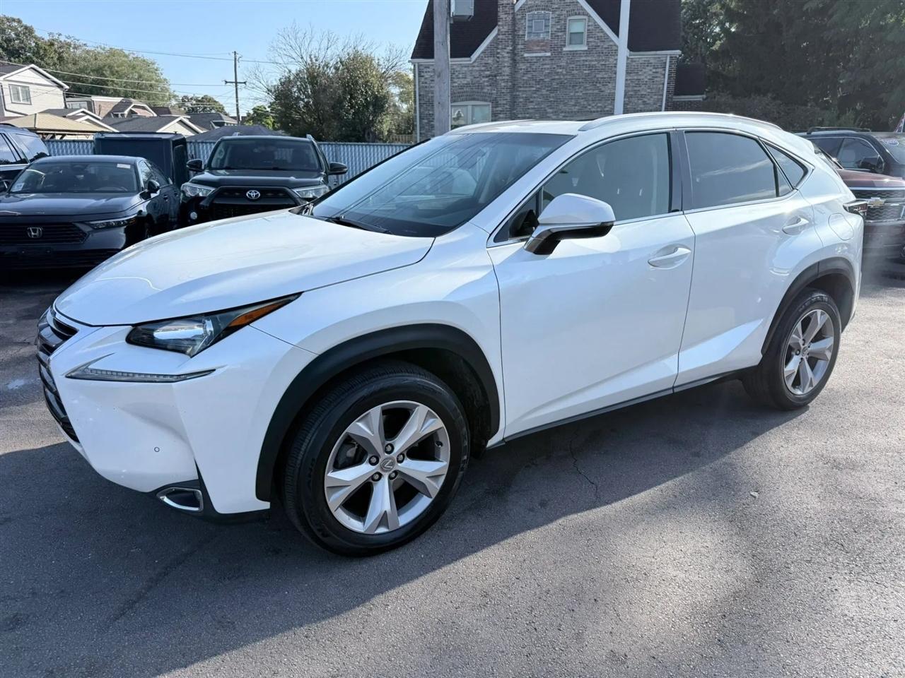 Lexus NX NX Turbo FWD 2017