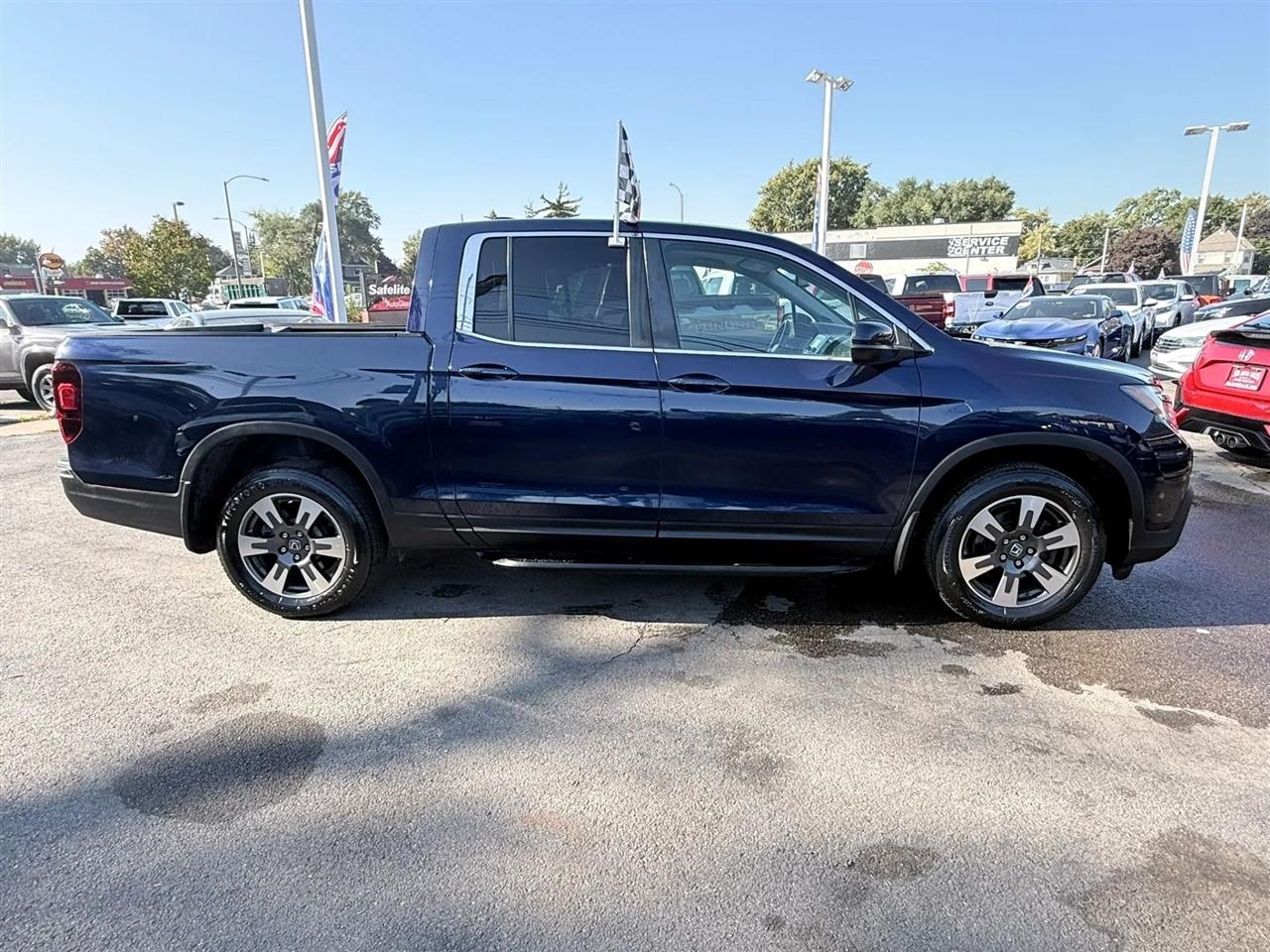 Honda Ridgeline RTL 4x4 Crew Cab 5.3' Bed 2017