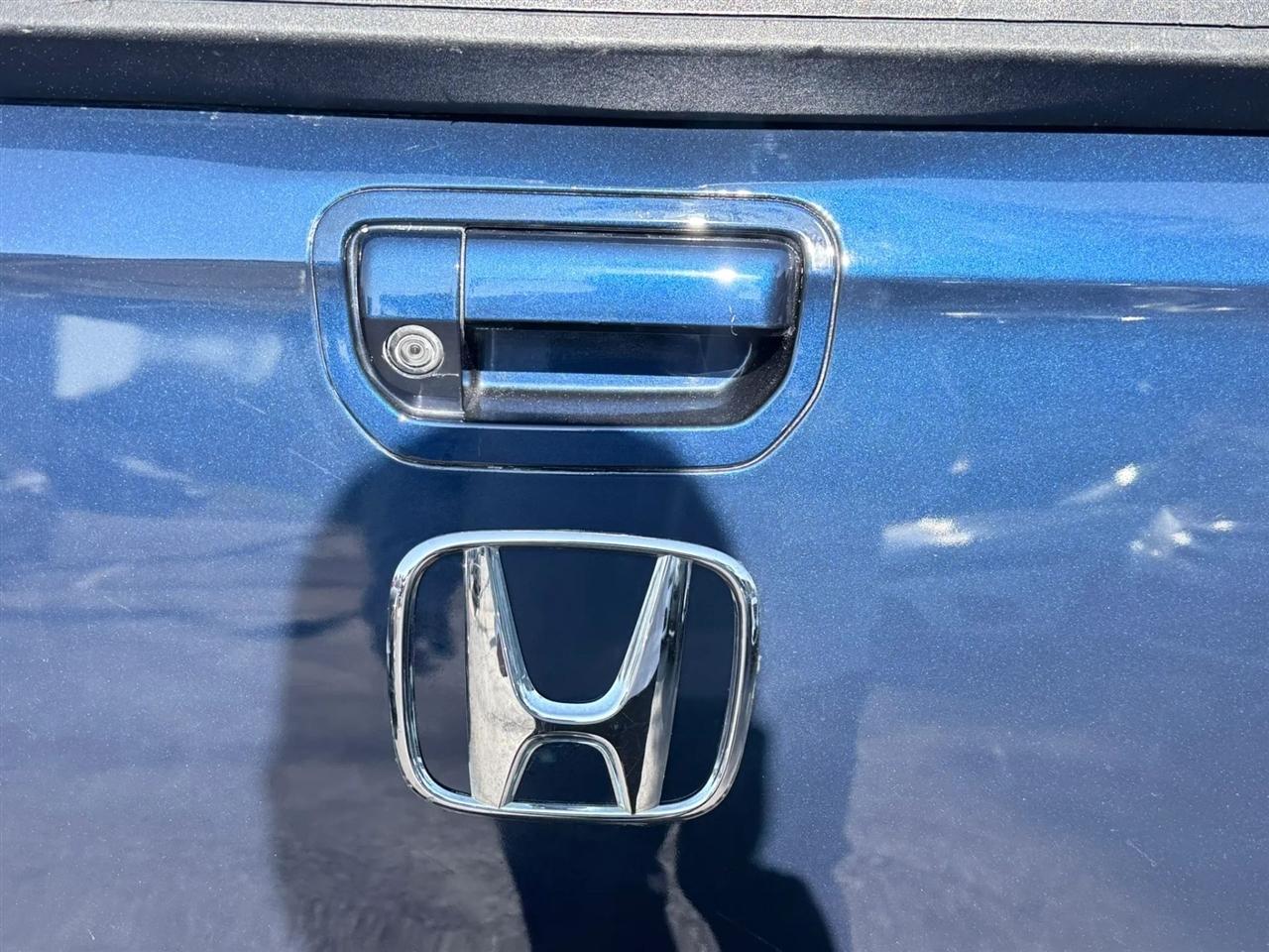 Honda Ridgeline RTL 4x4 Crew Cab 5.3' Bed 2017