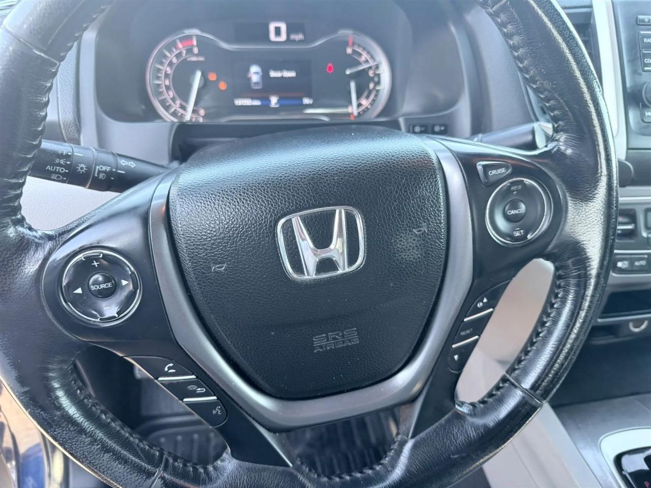 Honda Ridgeline RTL 4x4 Crew Cab 5.3' Bed 2017