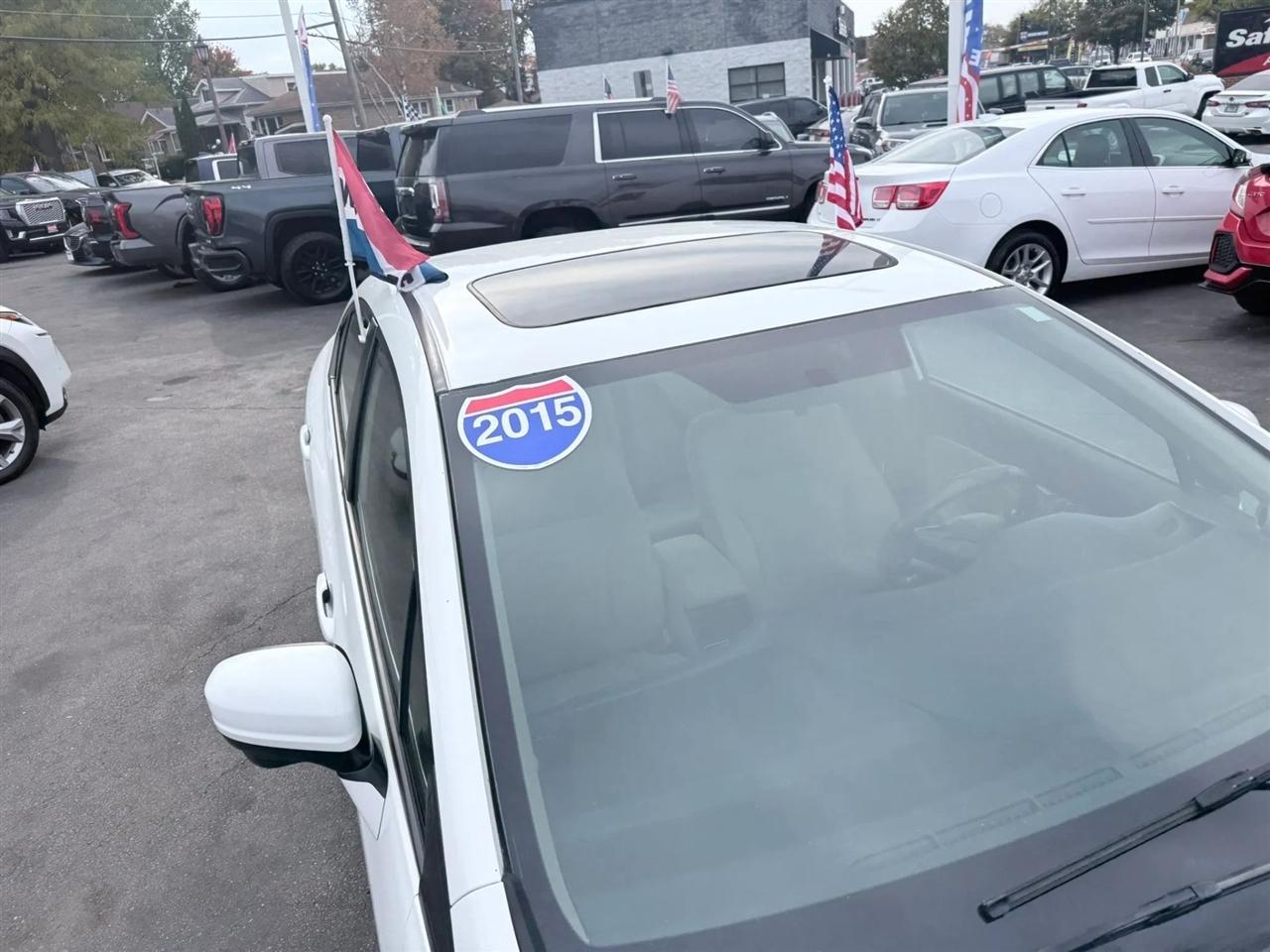 Honda Civic Sedan 4dr CVT EX 2015