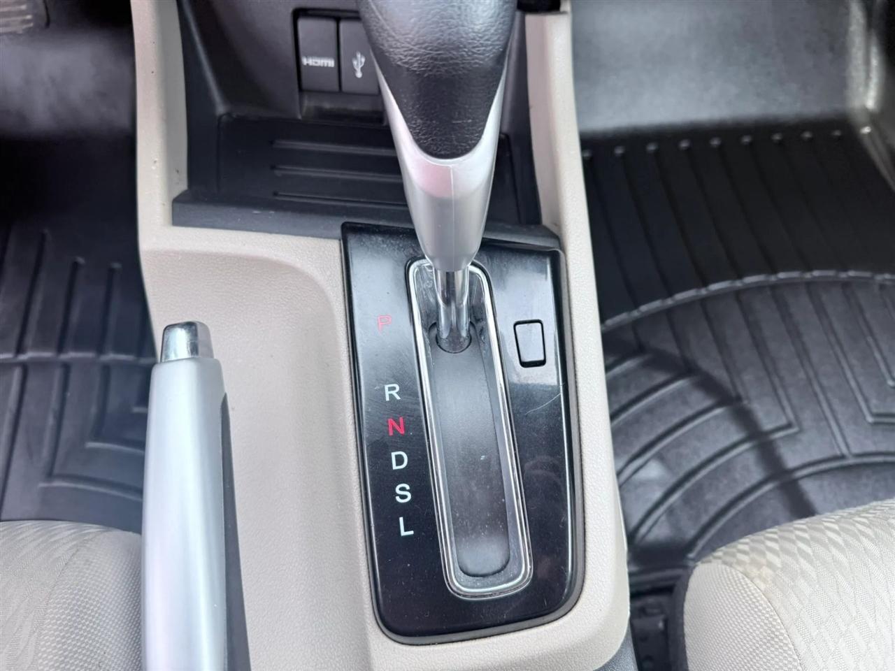Honda Civic Sedan 4dr CVT EX 2015