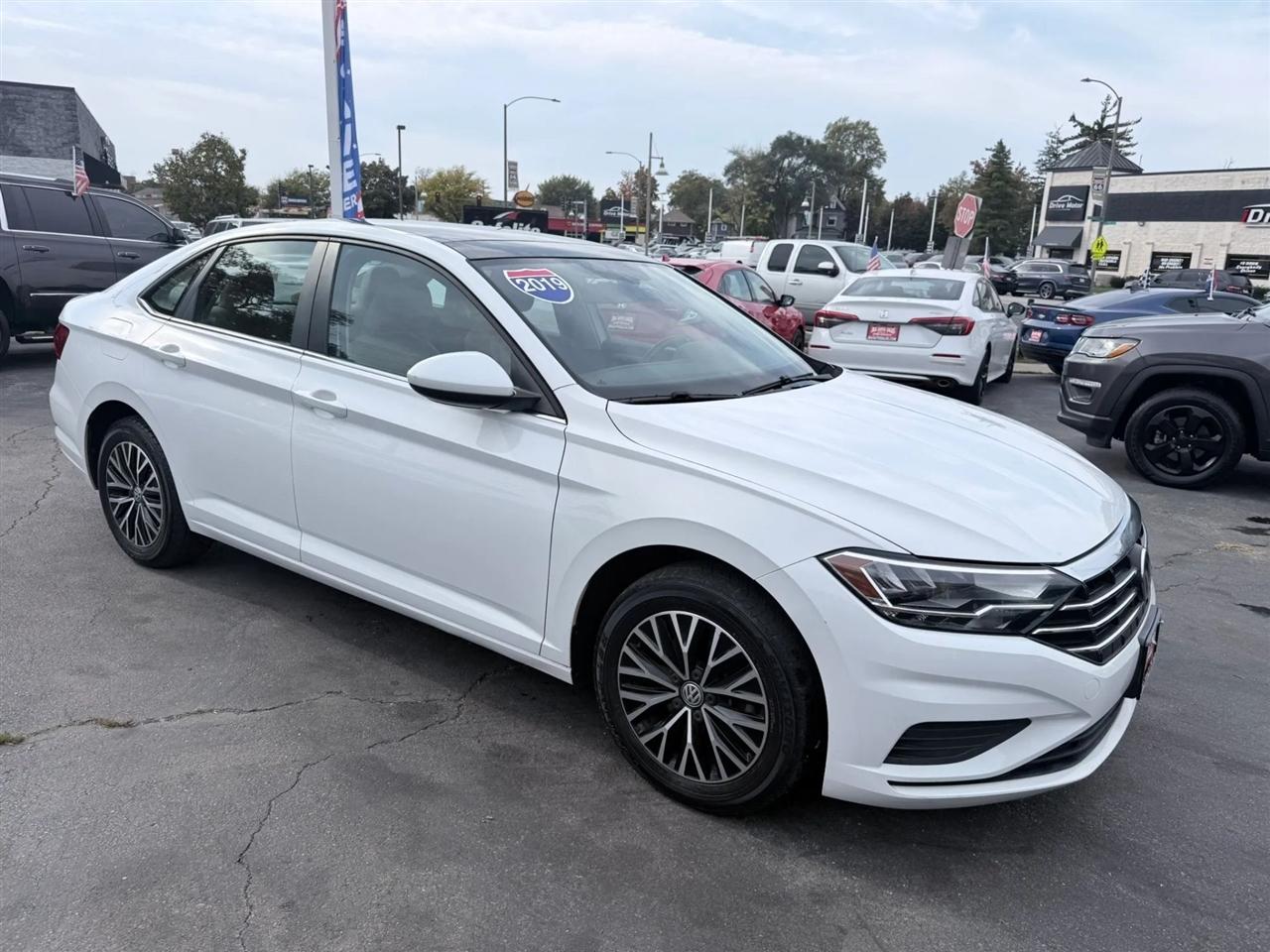 Volkswagen Jetta R-Line Auto w/SULEV 2019