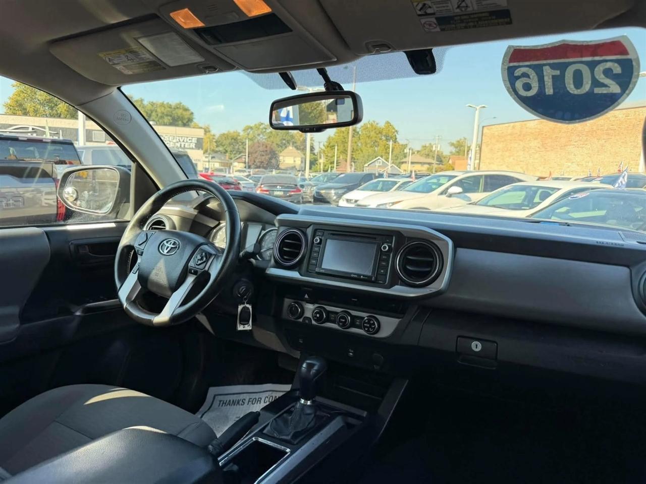 Toyota Tacoma 4WD Double Cab V6 MT TRD Off Road (Natl) 2016