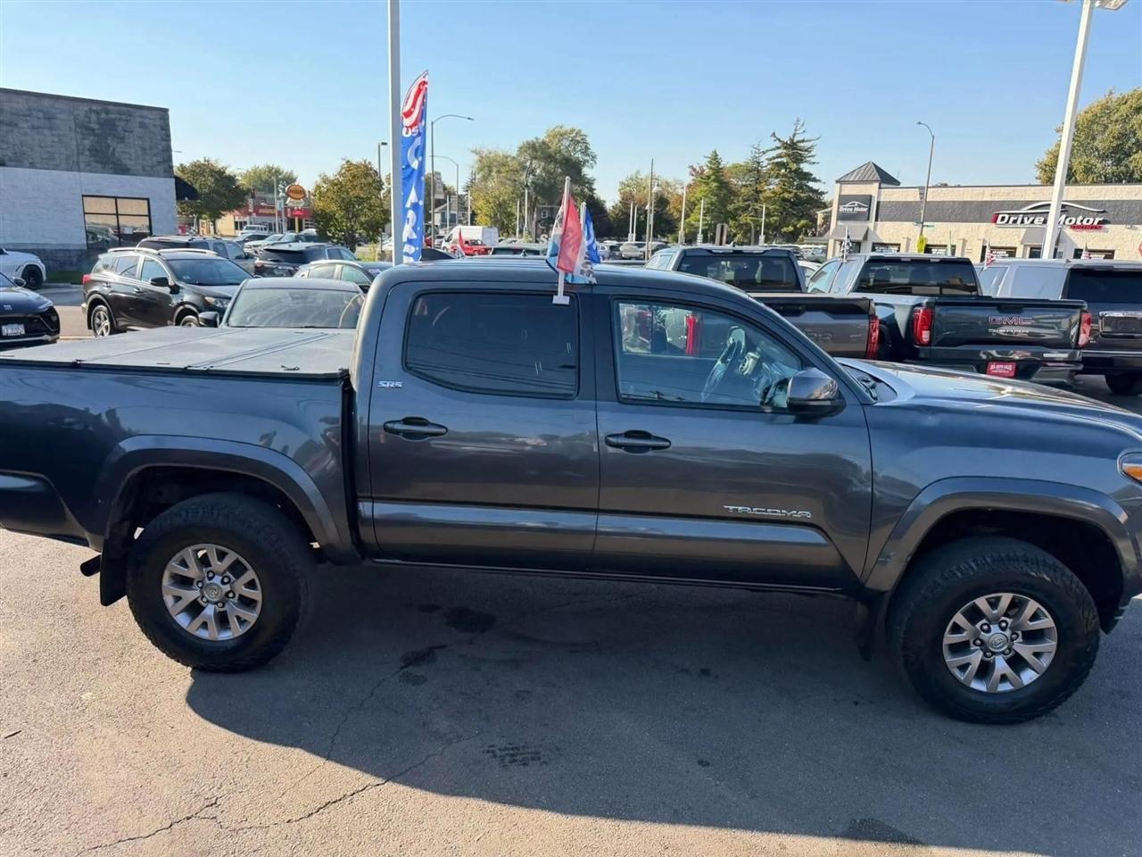 Toyota Tacoma 4WD Double Cab V6 MT TRD Off Road (Natl) 2016