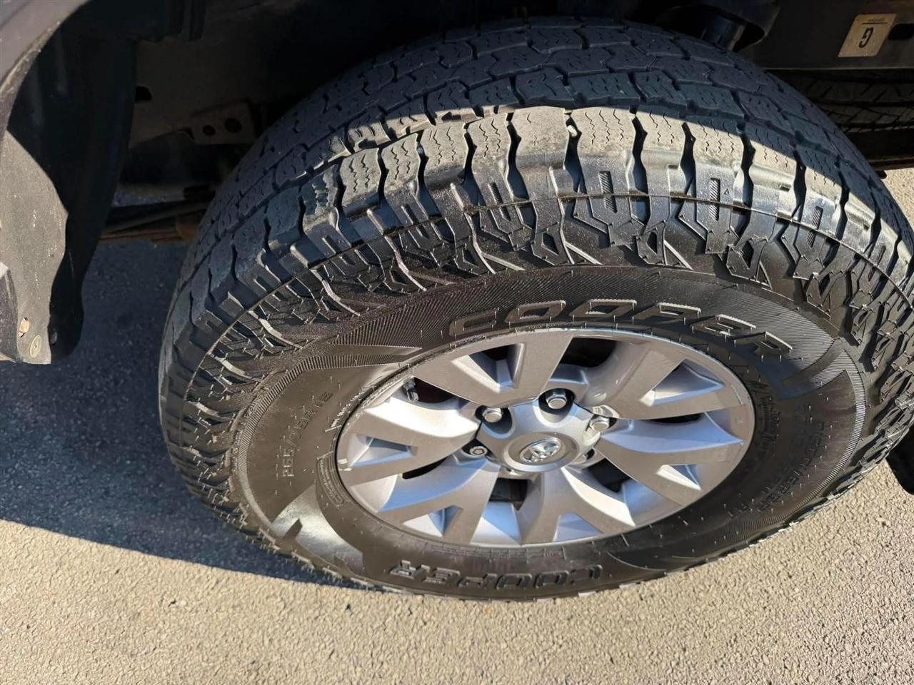 Toyota Tacoma 4WD Double Cab V6 MT TRD Off Road (Natl) 2016