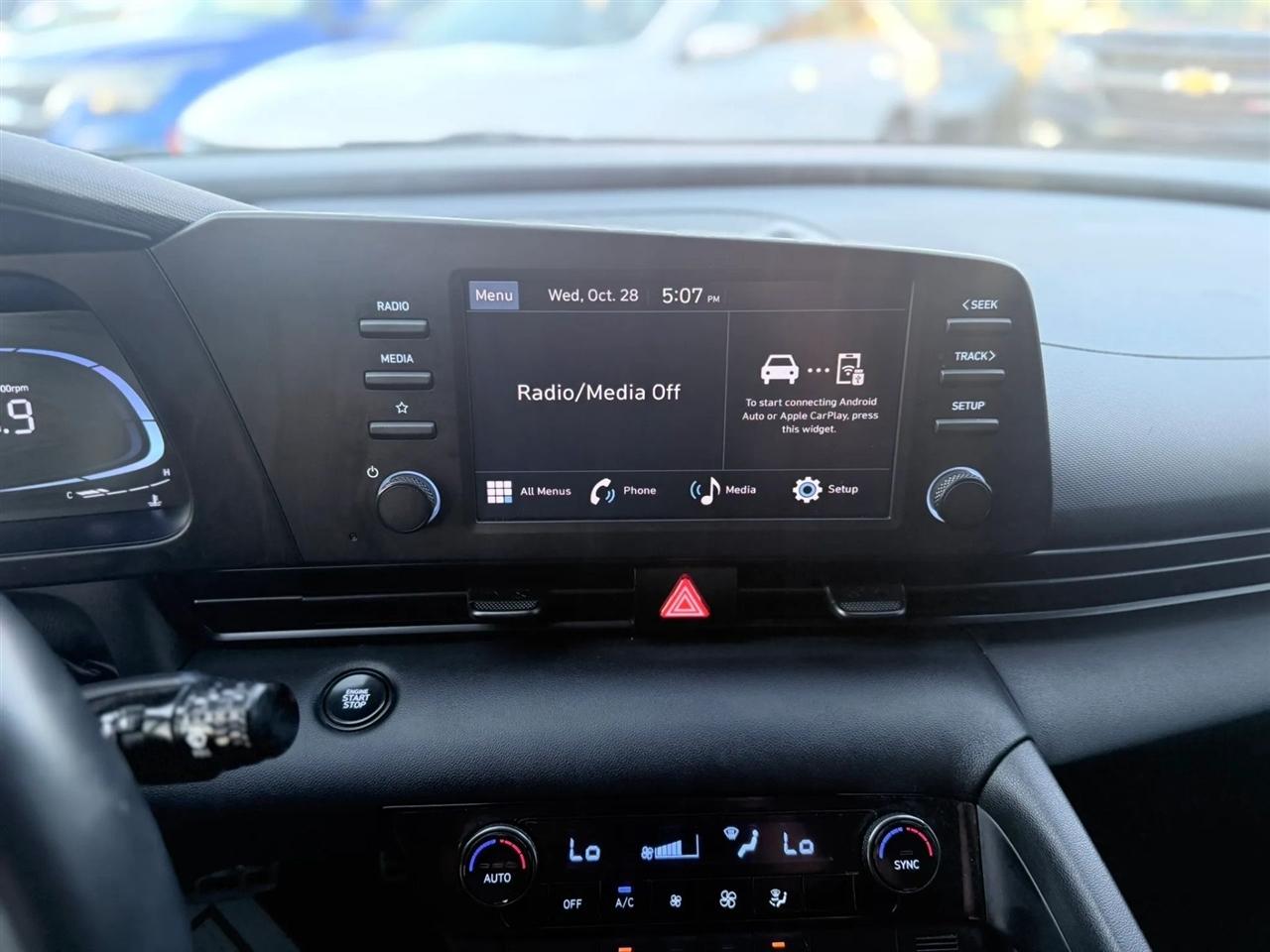 Hyundai Elantra SEL Sport IVT 2025