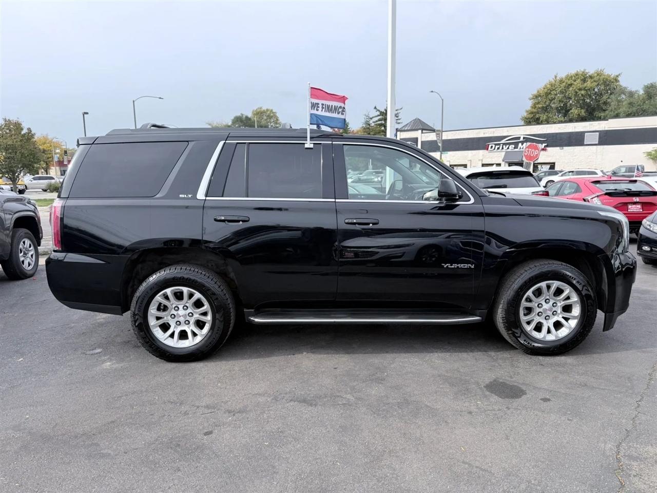 GMC Yukon 4WD 4dr SLT 2018