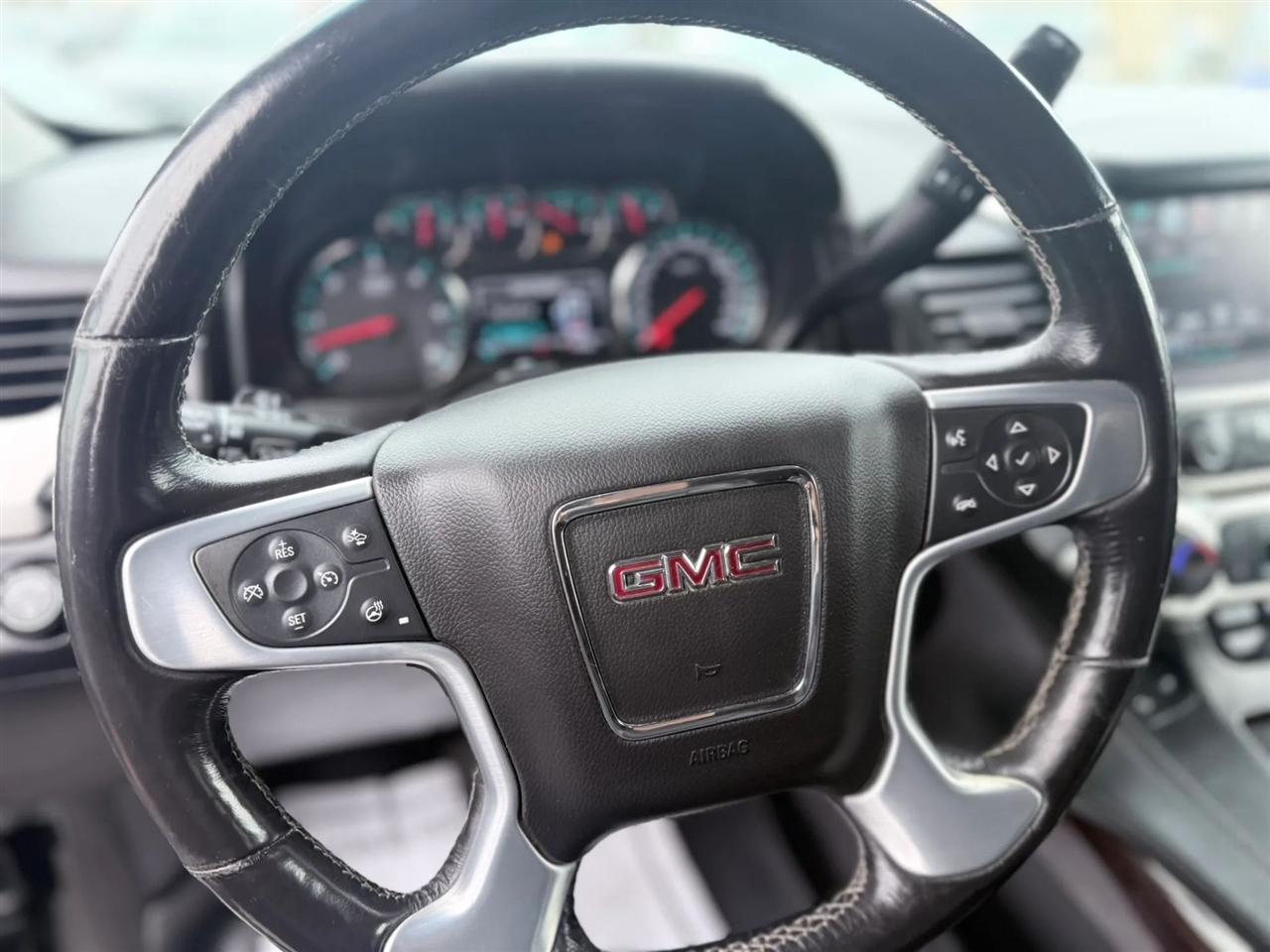 GMC Yukon 4WD 4dr SLT 2018