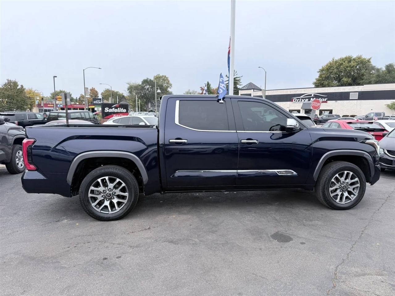 Toyota Tundra 4WD 1794 Edition CrewMax 5.5' Bed (Natl) 2022