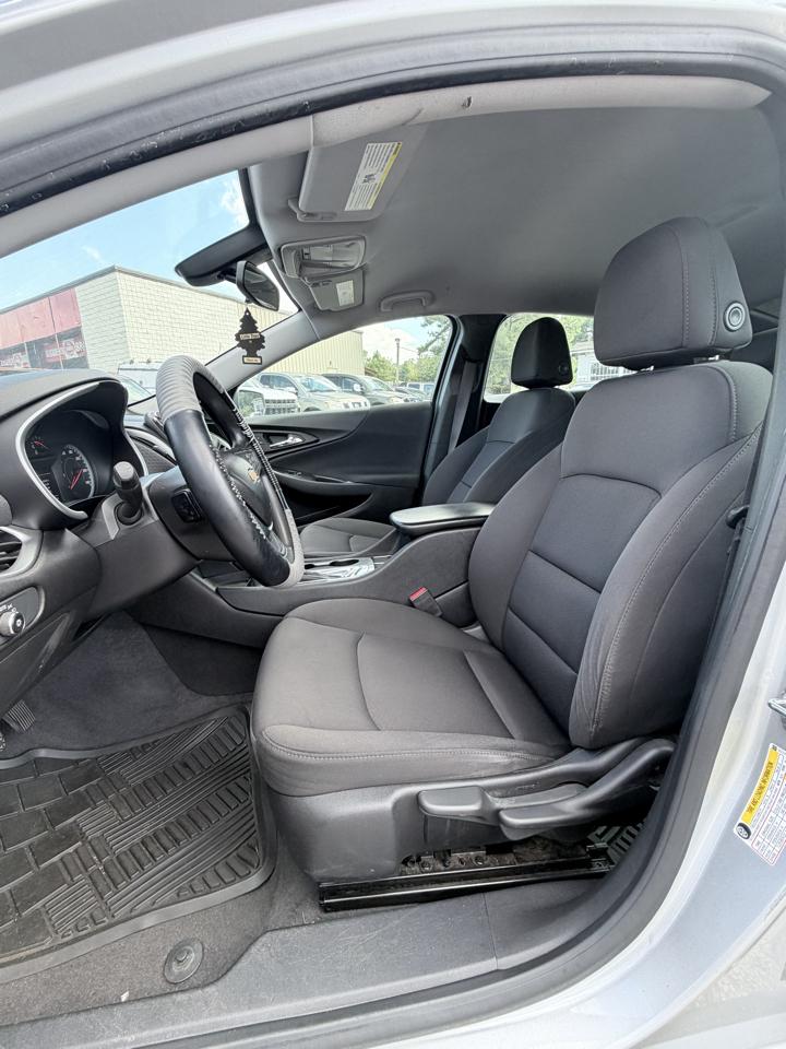 Chevrolet Malibu LS 2018