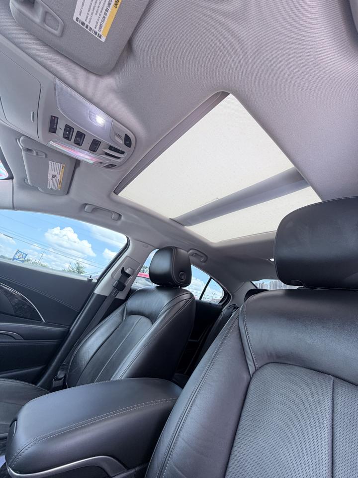 Buick LaCrosse Premium Package 2, w/Leather 2015