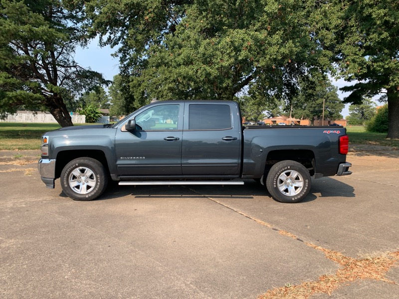 Chevrolet Silverado 1500 1LT Crew Cab 4WD 2017 Chevrolet Silverado 1500 1LT Crew Cab 4WD 2017