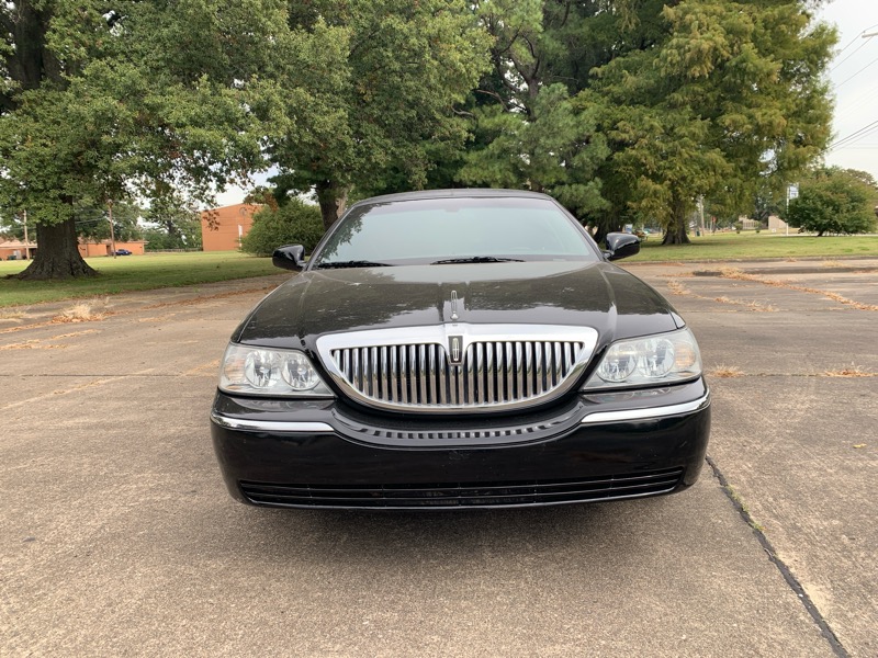 Lincoln Town Car Executive Limo 2005 Lincoln Town Car Executive Limo 2005
