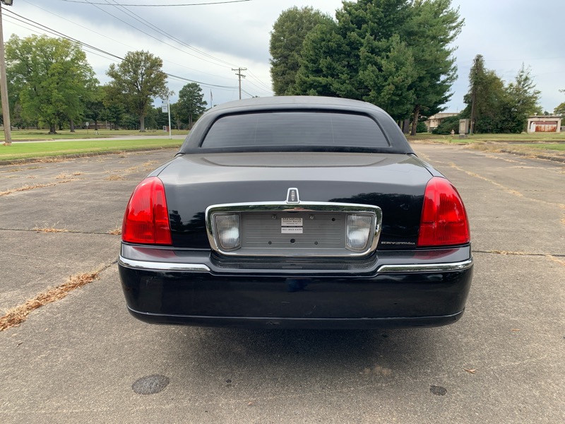 Lincoln Town Car Executive Limo 2005 Lincoln Town Car Executive Limo 2005