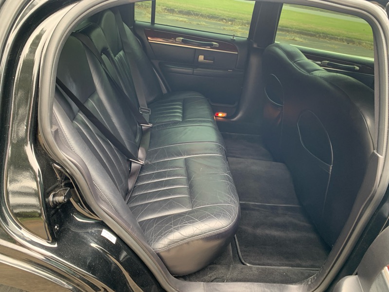 Lincoln Town Car Executive Limo 2005 Lincoln Town Car Executive Limo 2005