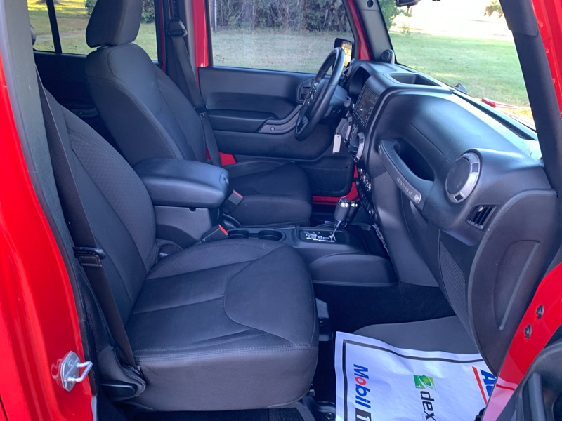 Jeep Wrangler Unlimited Sport 4WD 2014 Jeep Wrangler Unlimited Sport 4WD 2014