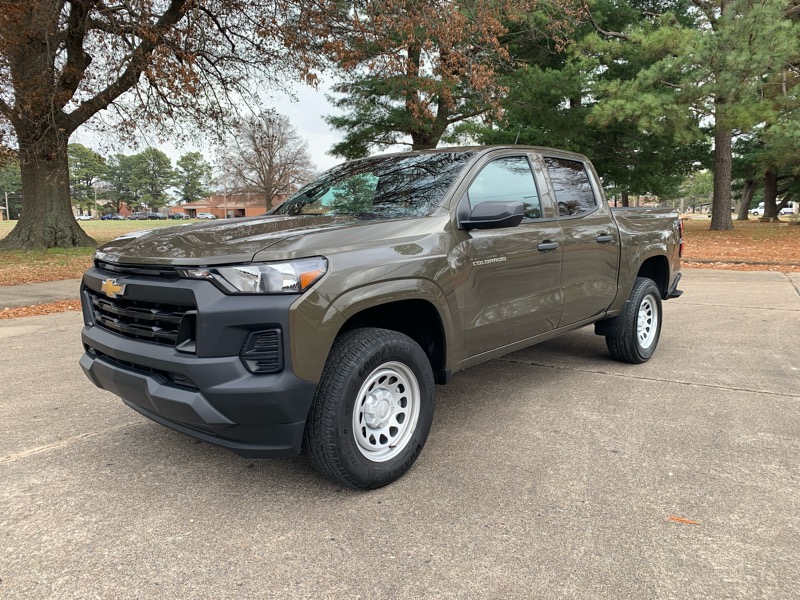 Chevrolet Colorado 2WD Crew Cab WT 2024