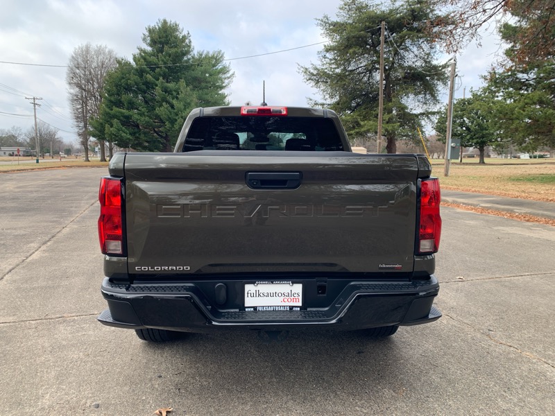 Chevrolet Colorado 2WD Crew Cab WT 2024