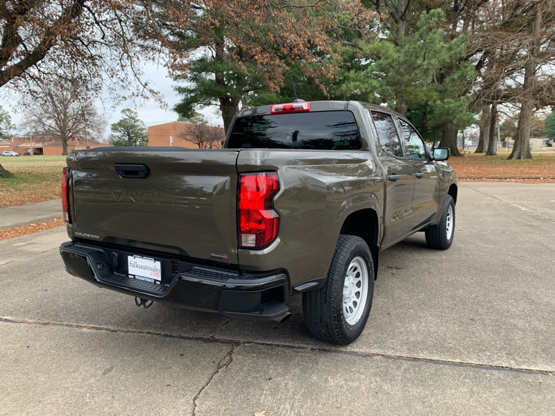Chevrolet Colorado 2WD Crew Cab WT 2024