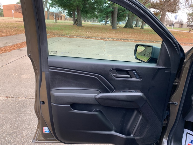 Chevrolet Colorado 2WD Crew Cab WT 2024