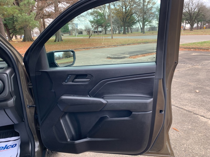 Chevrolet Colorado 2WD Crew Cab WT 2024