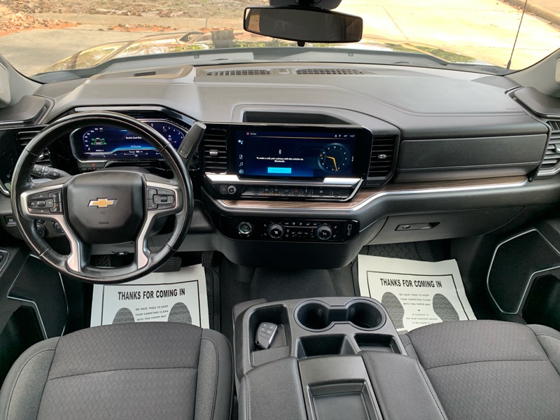 Chevrolet Silverado 1500 1LT Crew Cab 4WD 2024