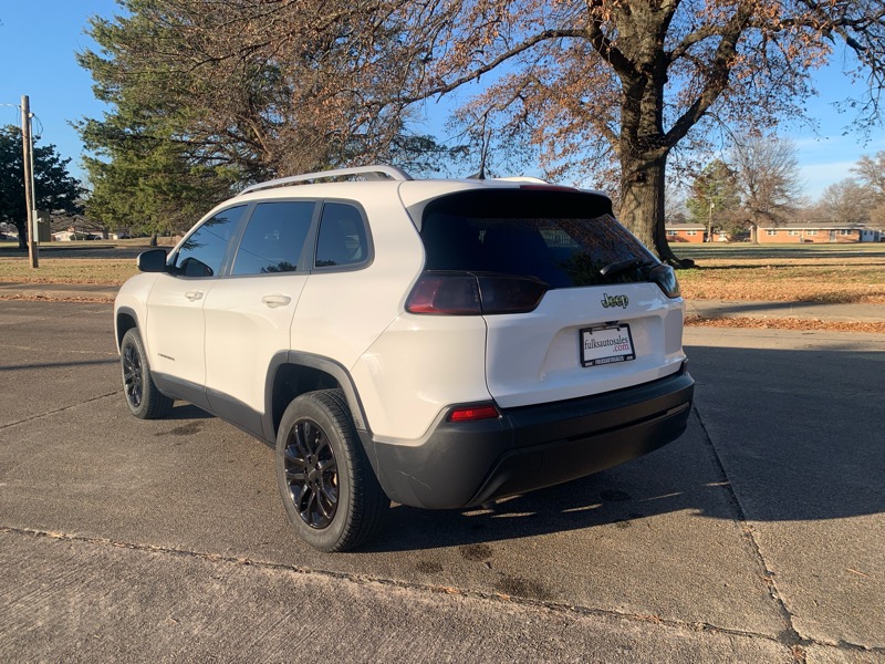 Jeep Cherokee Latitude FWD 2020