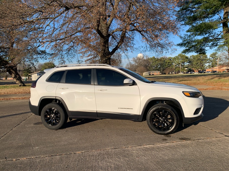 Jeep Cherokee Latitude FWD 2020