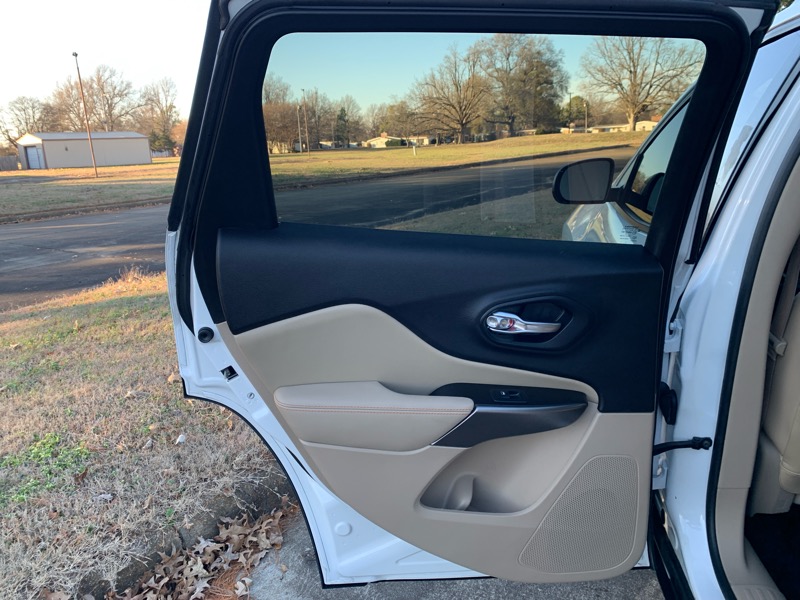 Jeep Cherokee Latitude FWD 2020