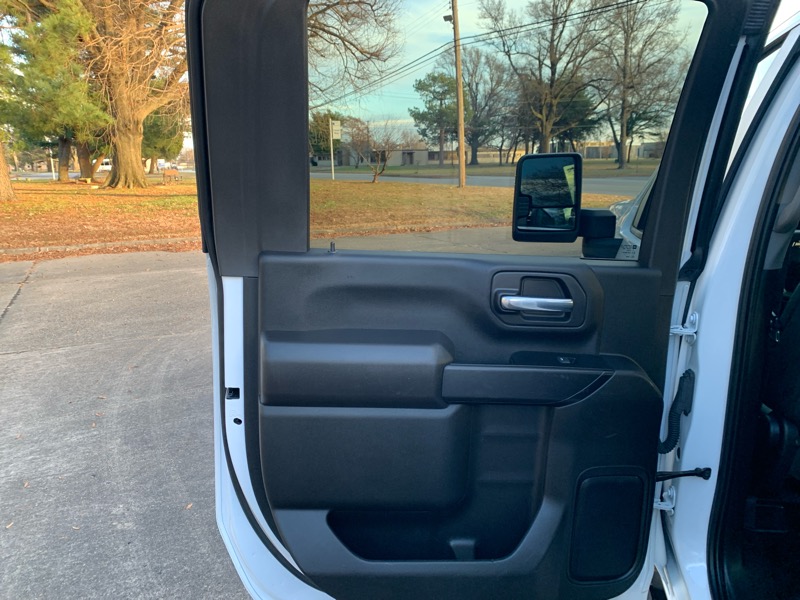 Chevrolet Silverado 2500HD Custom Crew Cab Long Box 2WD 2023