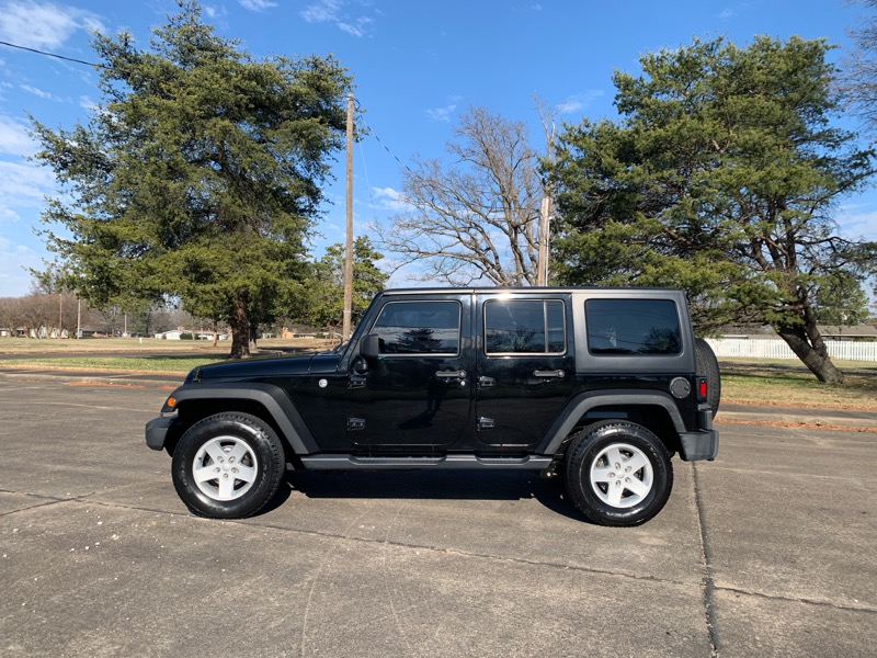 Jeep Wrangler Unlimited Sport 4WD 2017