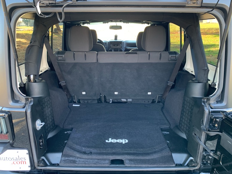 Jeep Wrangler Unlimited Sport 4WD 2017