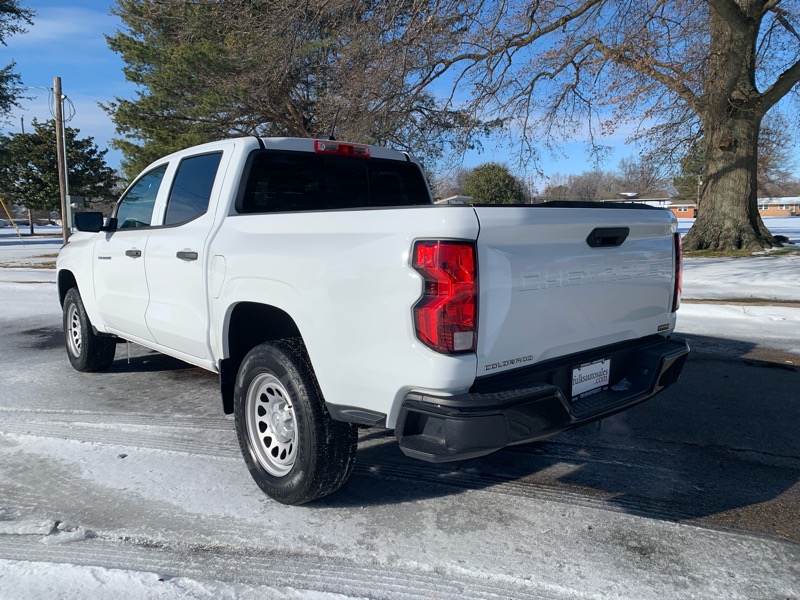Chevrolet Colorado W/T Crew Cab 2WD SWB 2023
