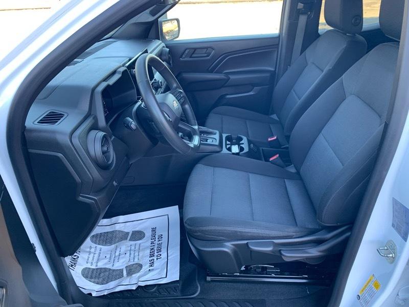 Chevrolet Colorado W/T Crew Cab 2WD SWB 2023