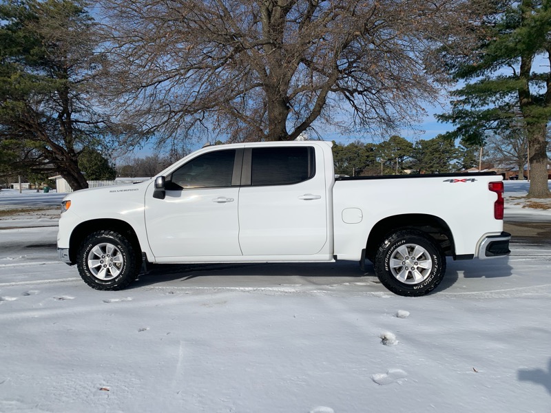 Chevrolet Silverado 1500 1LT Crew Cab 4WD 2023