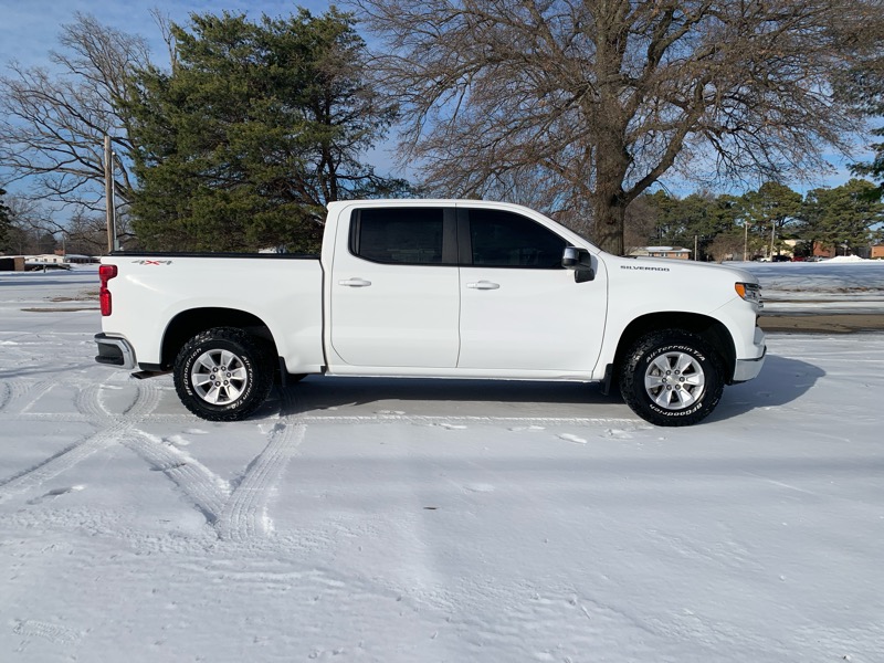 Chevrolet Silverado 1500 1LT Crew Cab 4WD 2023