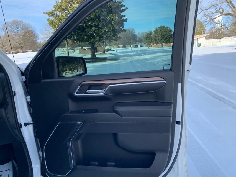 Chevrolet Silverado 1500 1LT Crew Cab 4WD 2023