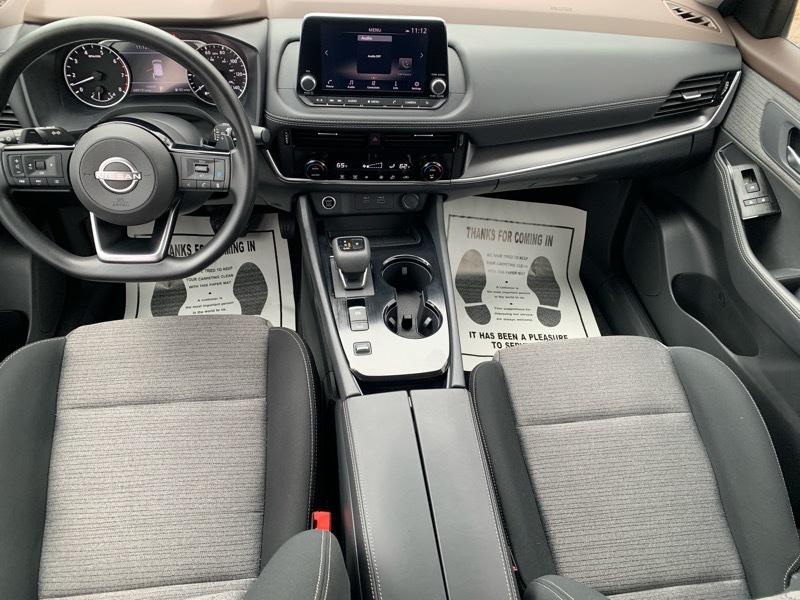 Nissan Rogue SV 2022