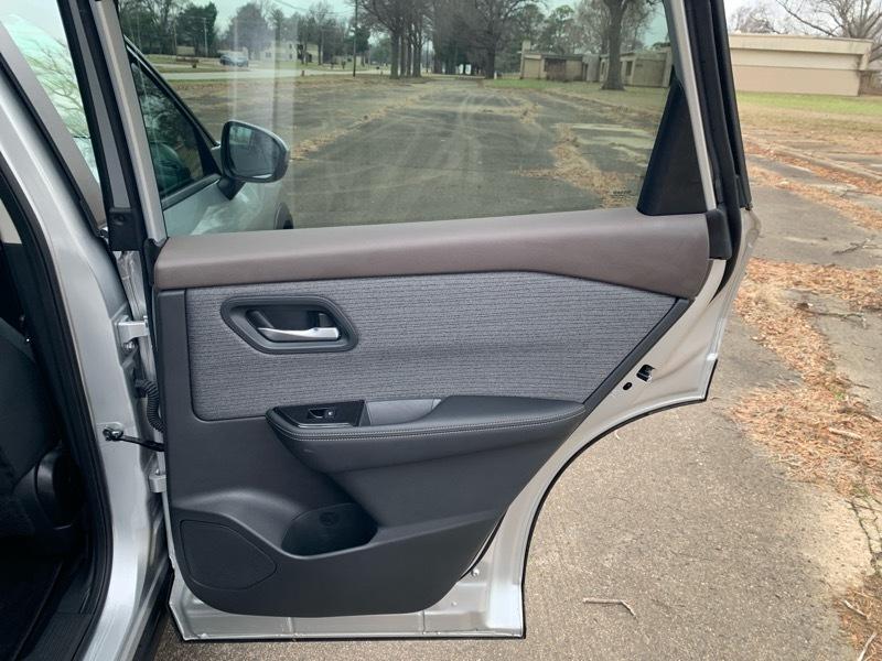 Nissan Rogue SV 2022