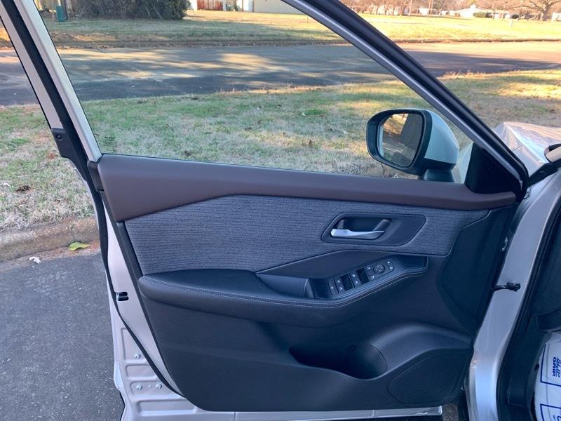 Nissan Rogue SV 2022