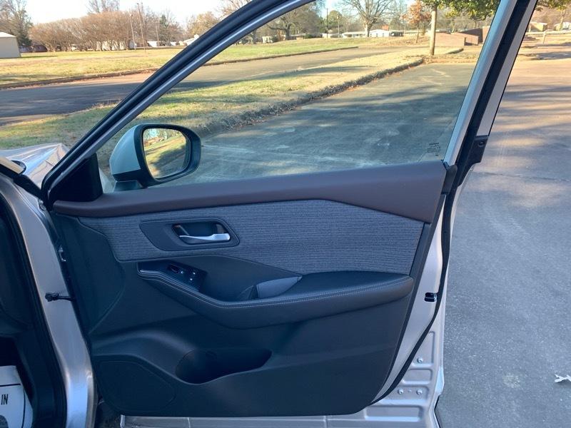 Nissan Rogue SV 2022