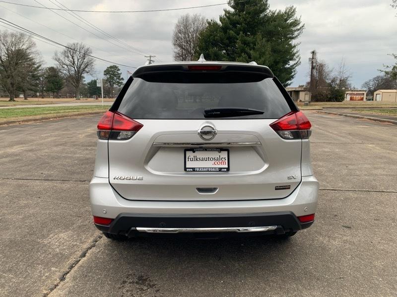 Nissan Rogue FWD SV 2020